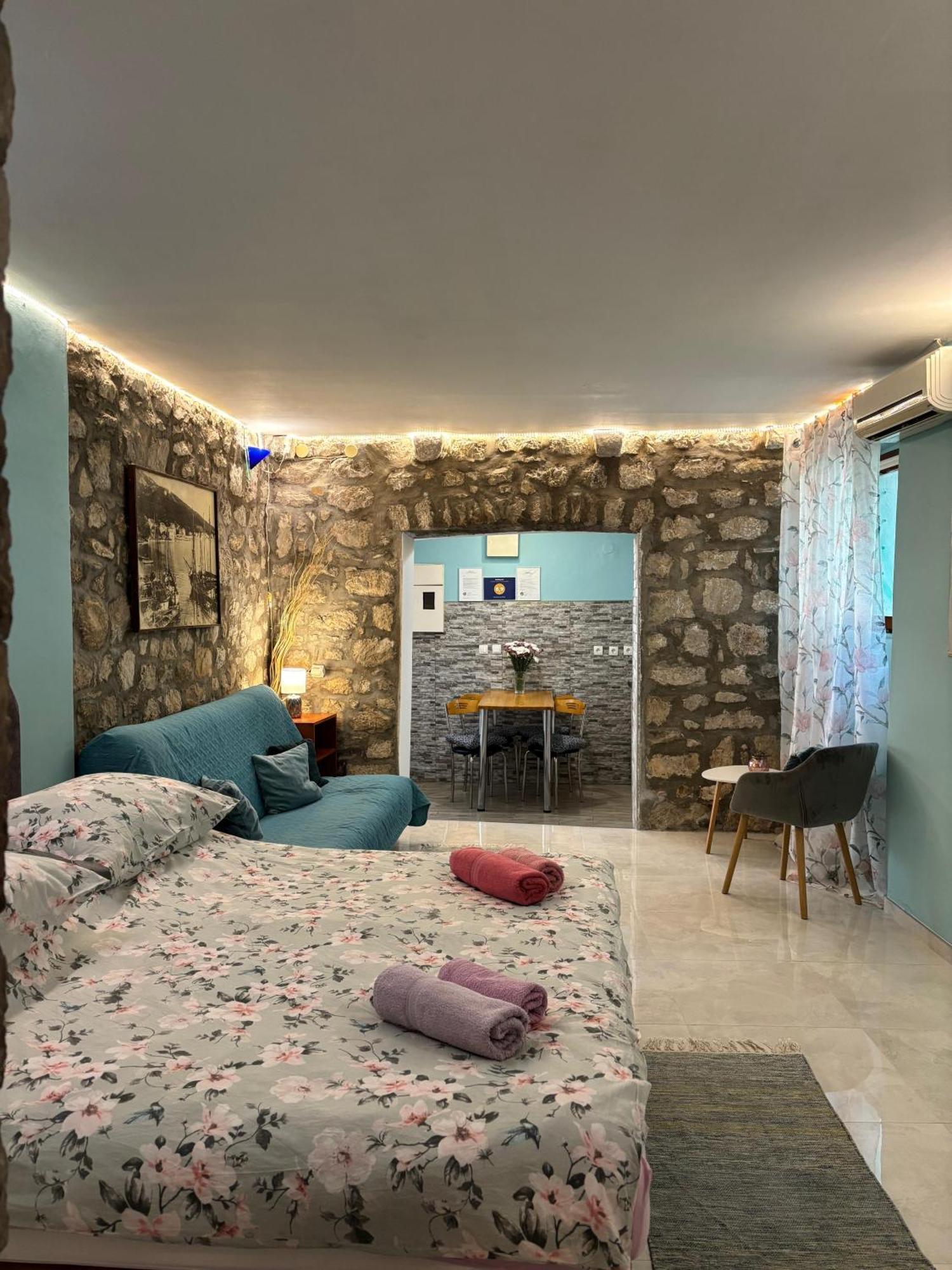 Apartments Hana Makarska Buitenkant foto