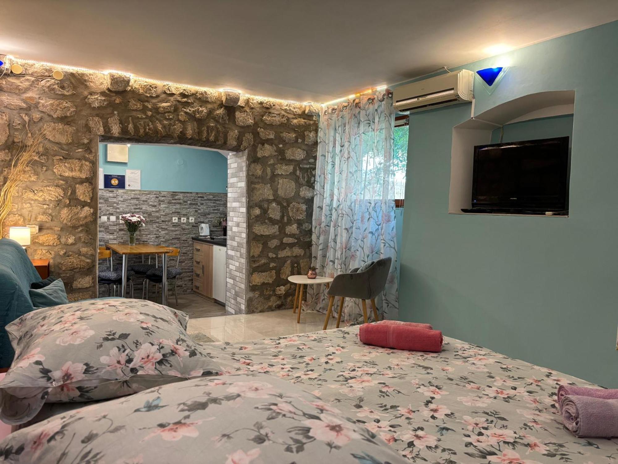 Apartments Hana Makarska Buitenkant foto