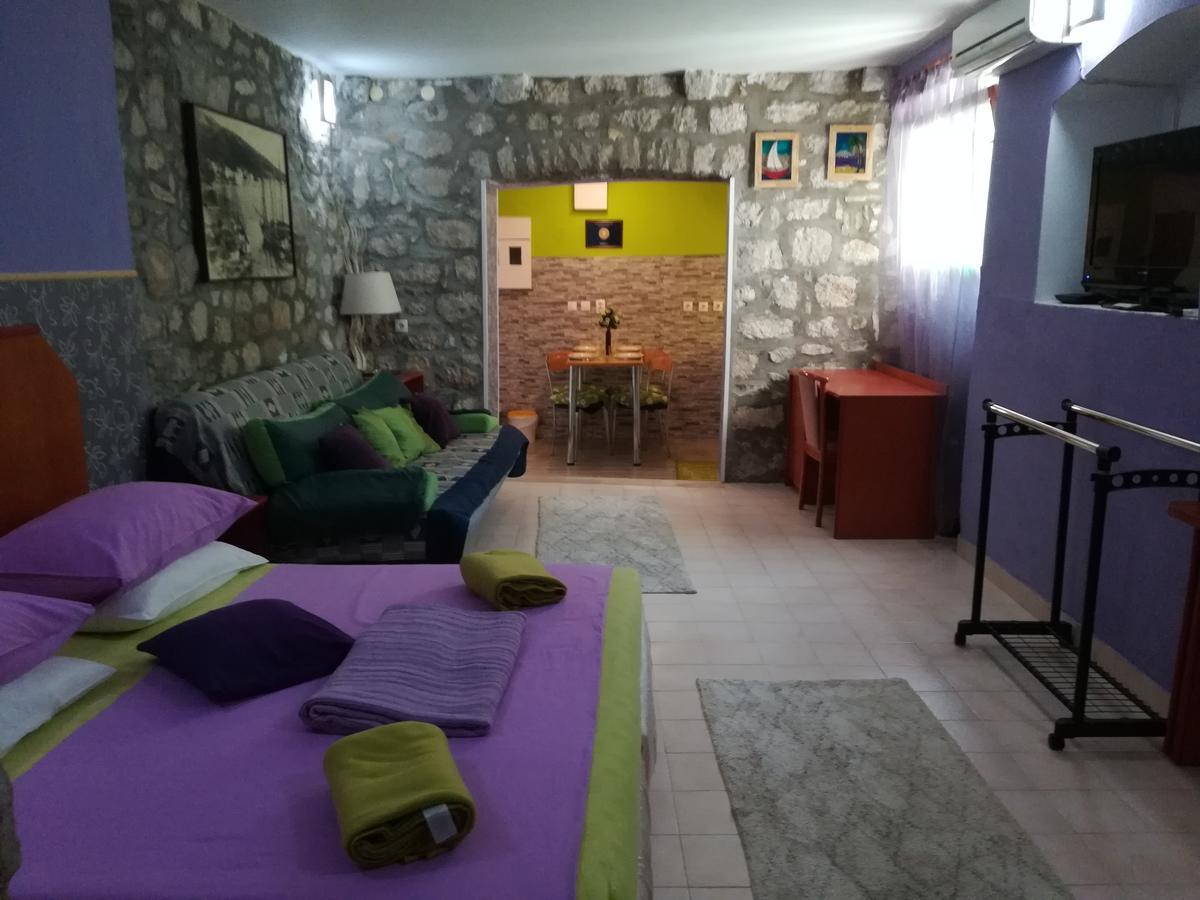 Apartments Hana Makarska Buitenkant foto