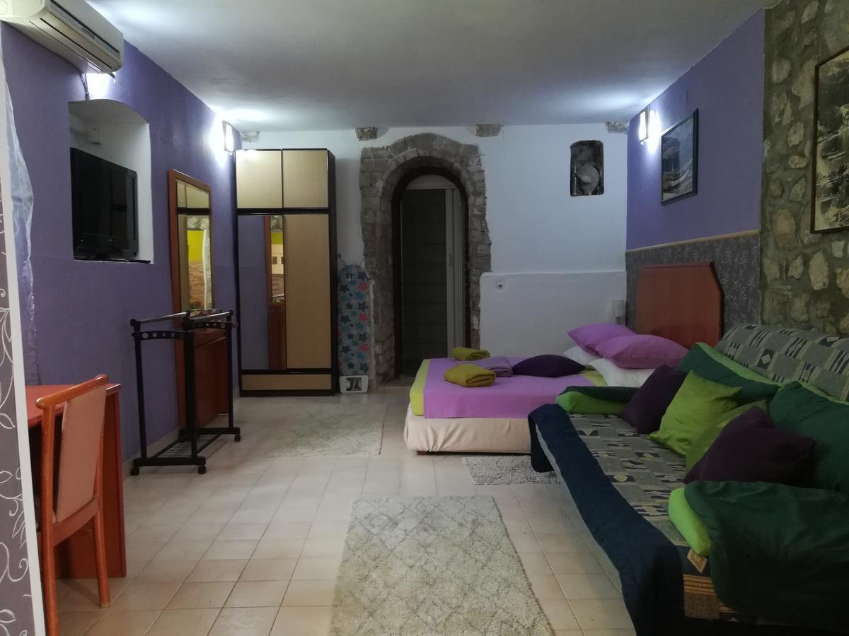 Apartments Hana Makarska Buitenkant foto